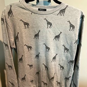 Forever 21 (Men’s), US Size Small, Gray with Giraffes